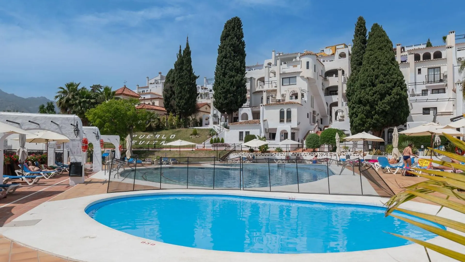 apartamento con amplio porche y bbq Benalmádena Appartamento