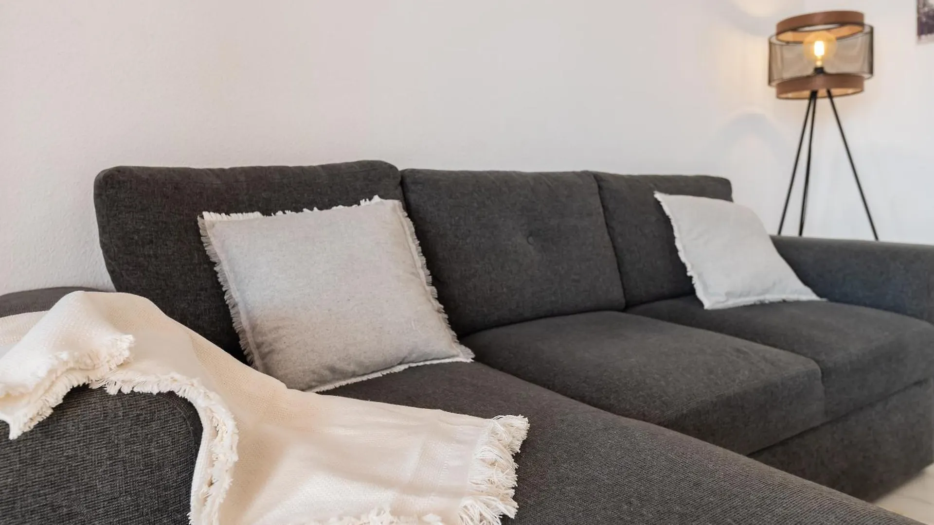 Apartamento Con Amplio Porche Y Bbq Benalmadena Apartment